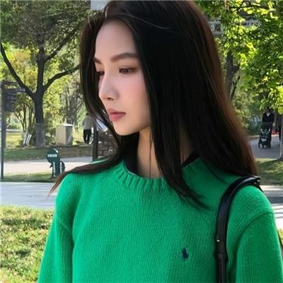 眼里余光都是你